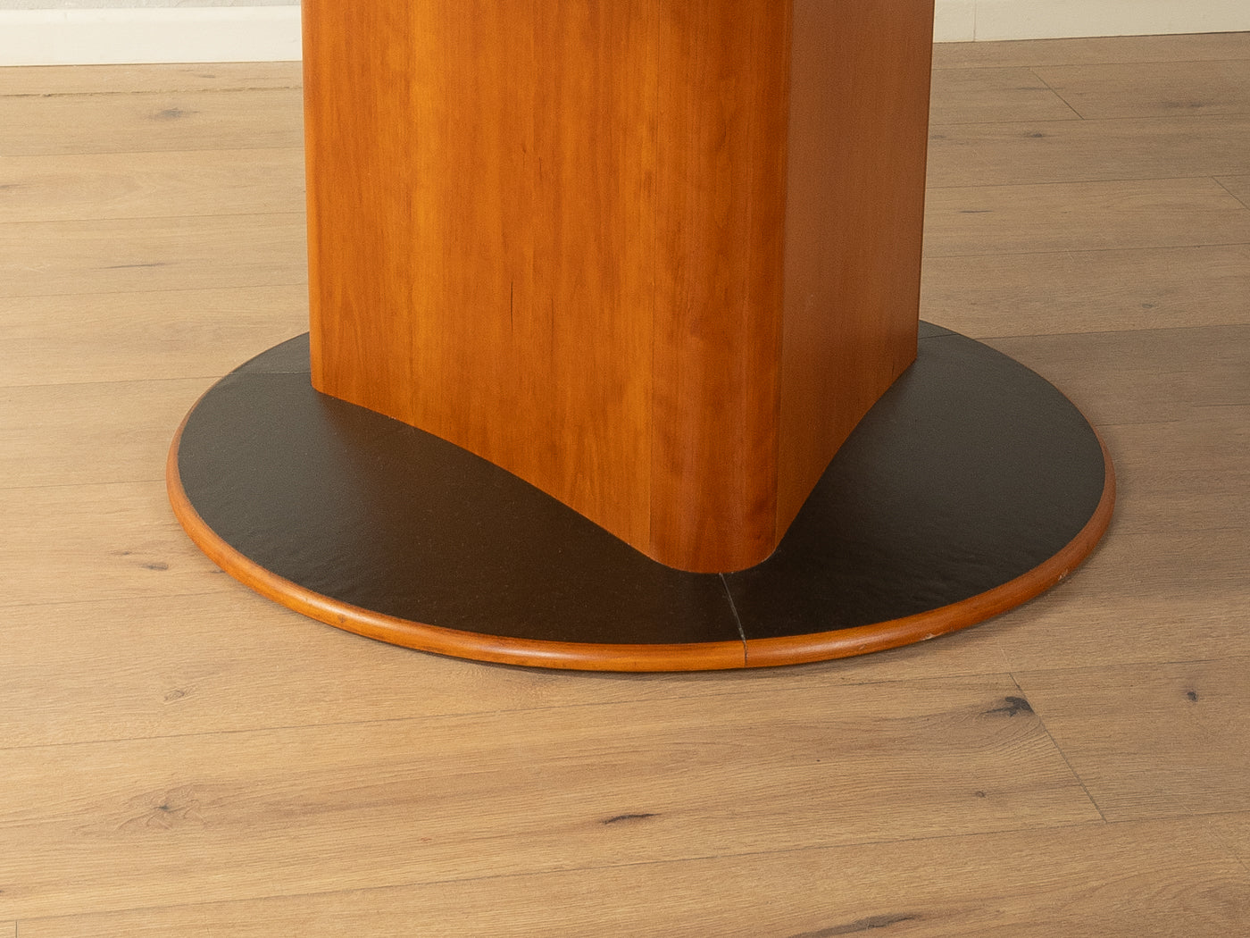 Nordhaven Extendable Dining Table