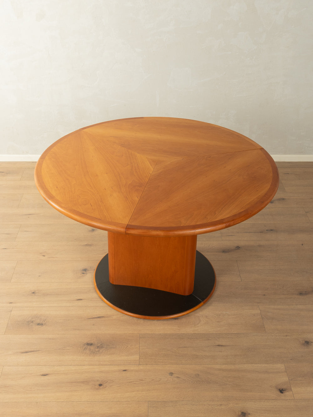 Nordhaven Extendable Dining Table