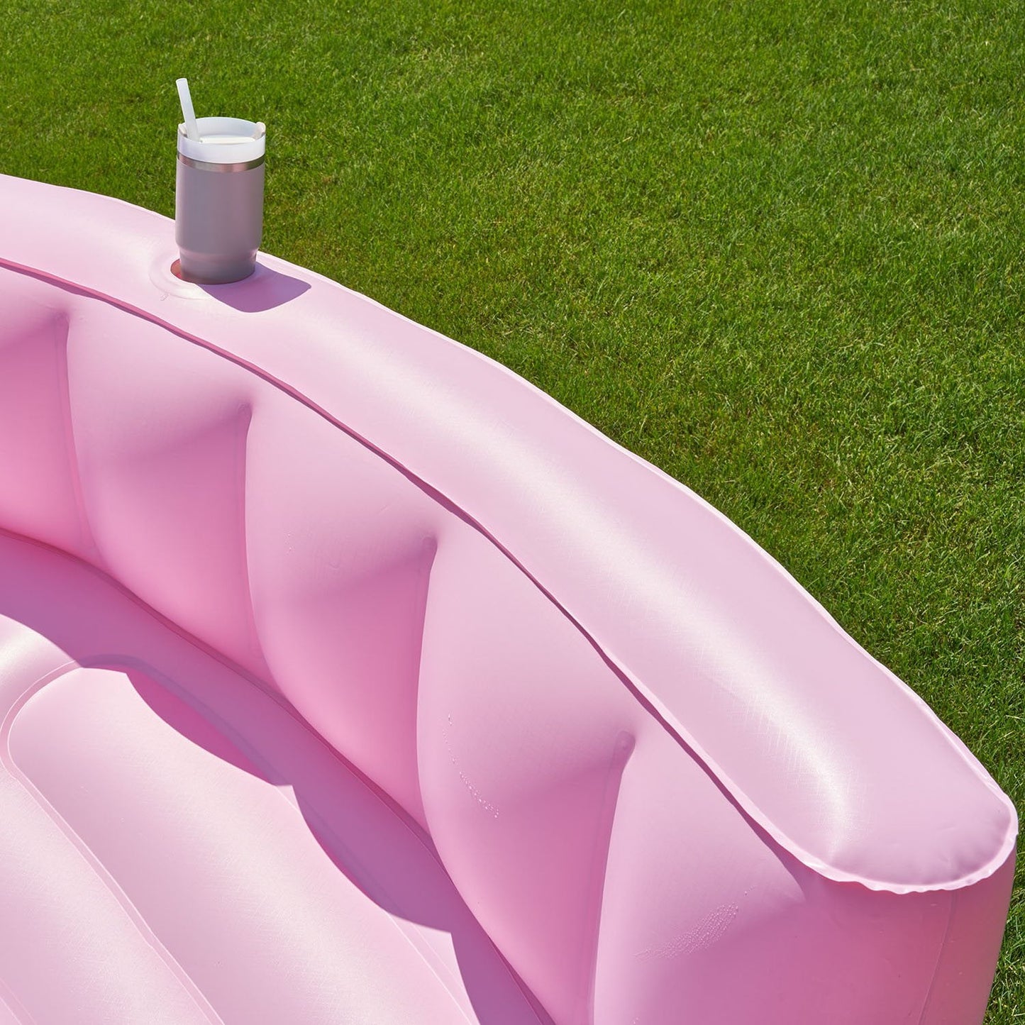Poolmama Oversized inflatable Sofa Pool