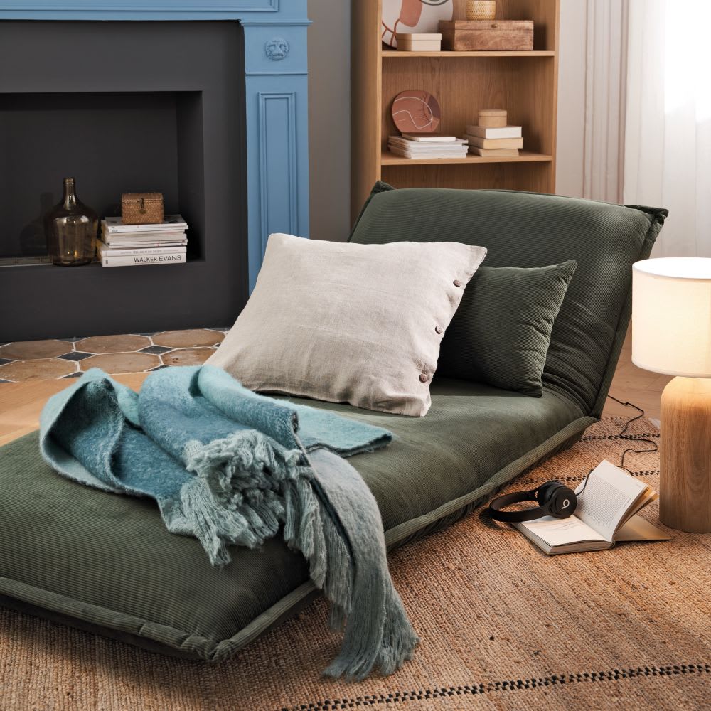 VelvetSnap Clic-Clac Chair