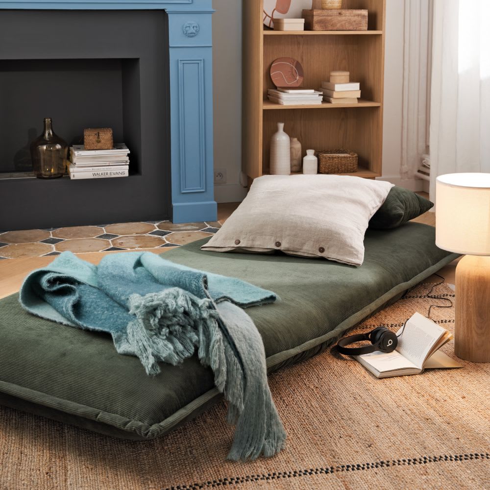 VelvetSnap Clic-Clac Chair